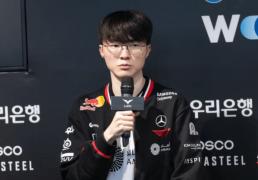 LOL传奇加冕(miǎn)殊(shū)荣，十(shí)年(nián)最佳力(lì)压众多电竞選(xuǎn)手，LPL最可敬的对手！