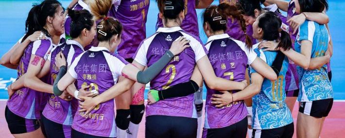 意(yì)外(wài)！女排(pái)新贵公开最新名单，天(tiān)津自由(yóu)人被挖(wā)角，名帥(shuài)外(wài)孙也(yě)在內(nèi)