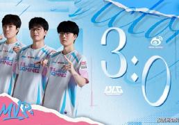 LPL全华班被打成人机！开局4分钟游戏结束，倒霉蛋ELK再遇BUG