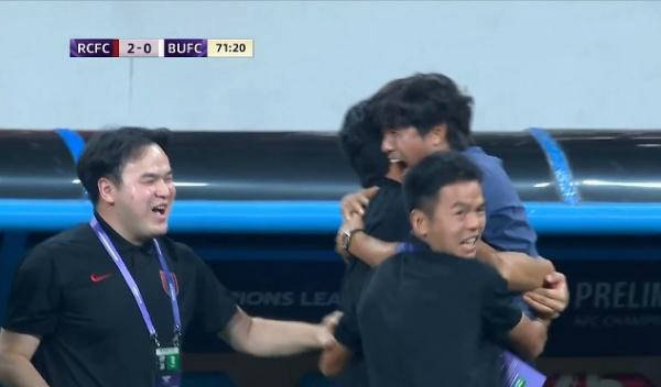 成(chéng)都蓉(róng)城首戰(zhàn)亚冠取胜，比赛中巨額(é)奖金颇丰