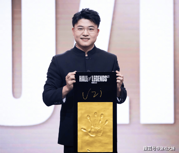 RNG被(bèi)外卖公司收购,Uzi有复出希望,双方早(zǎo)有合作