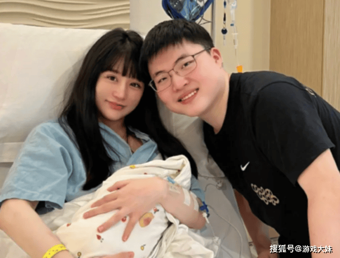 RNG被(bèi)外卖公司收购,Uzi有复出希望,双方早(zǎo)有合作