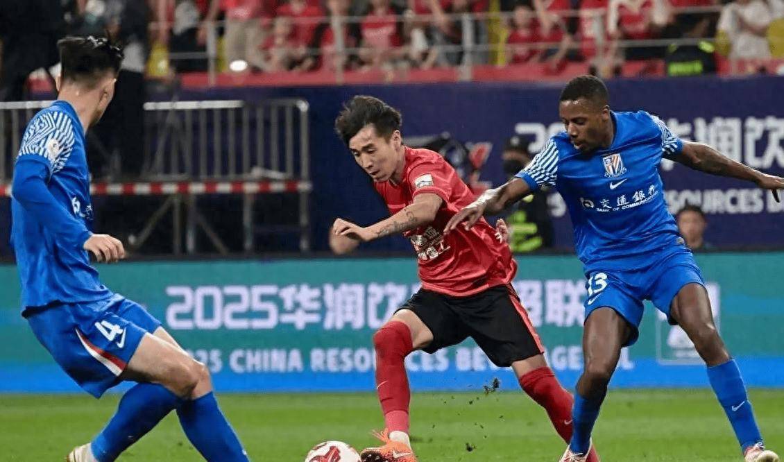 争冠之战，申花蓉城天王(wáng)山(shān)之战，斯卢茨基(jī)的豪赌能(néng)否(fǒu)兑现？