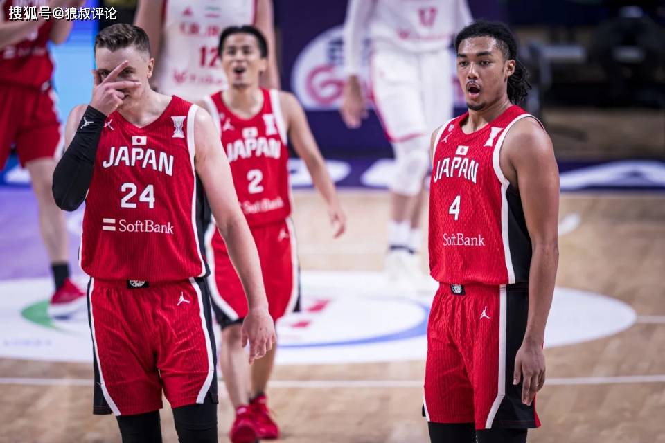 議(yì)起复盘|这一支日本男篮排在实力榜(bǎng)第2是FIBA官方“毒(dú)奶”
