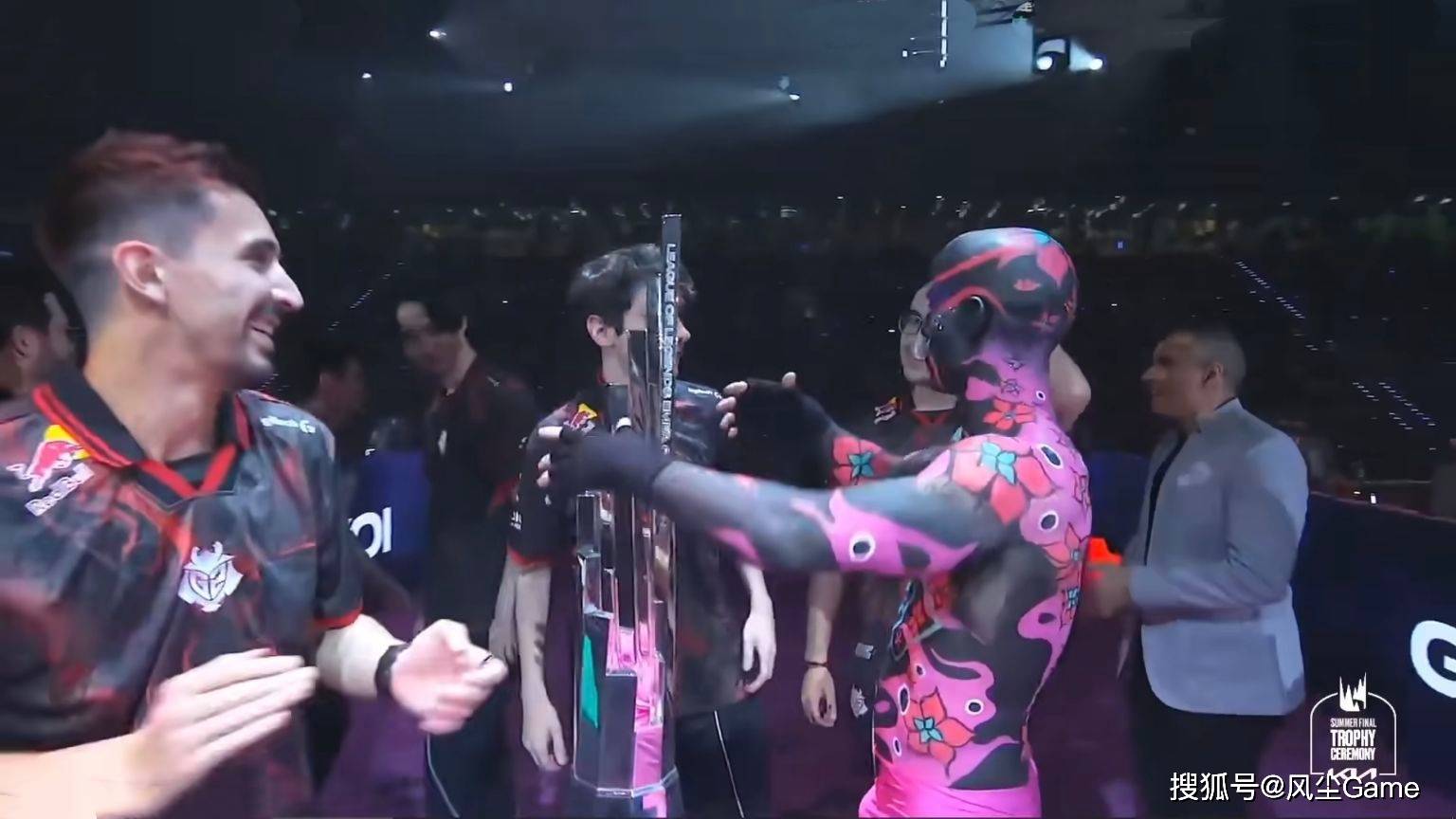 LOL首位(wèi)联赛15冠(guān)王诞生！G2速通MKOI夺冠(guān)，S赛种子顺位(wèi)全(quán)部确定(dìng)