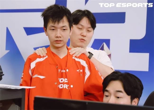 【一竞技】LOL:冒泡赛胜者组对决前瞻 IG和TES宿命对决!