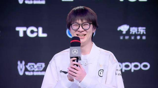 LPL水鬼戰(zhàn)队再现,LPL全神班击败“一(yī)生之敵(dí)”,LPL嘴硬选手诞生