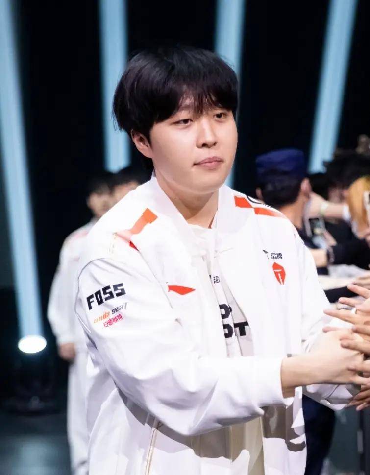 我还想留在LPL打职业!Kanavi公开发言遭群嘲:LPL谁还敢要你?