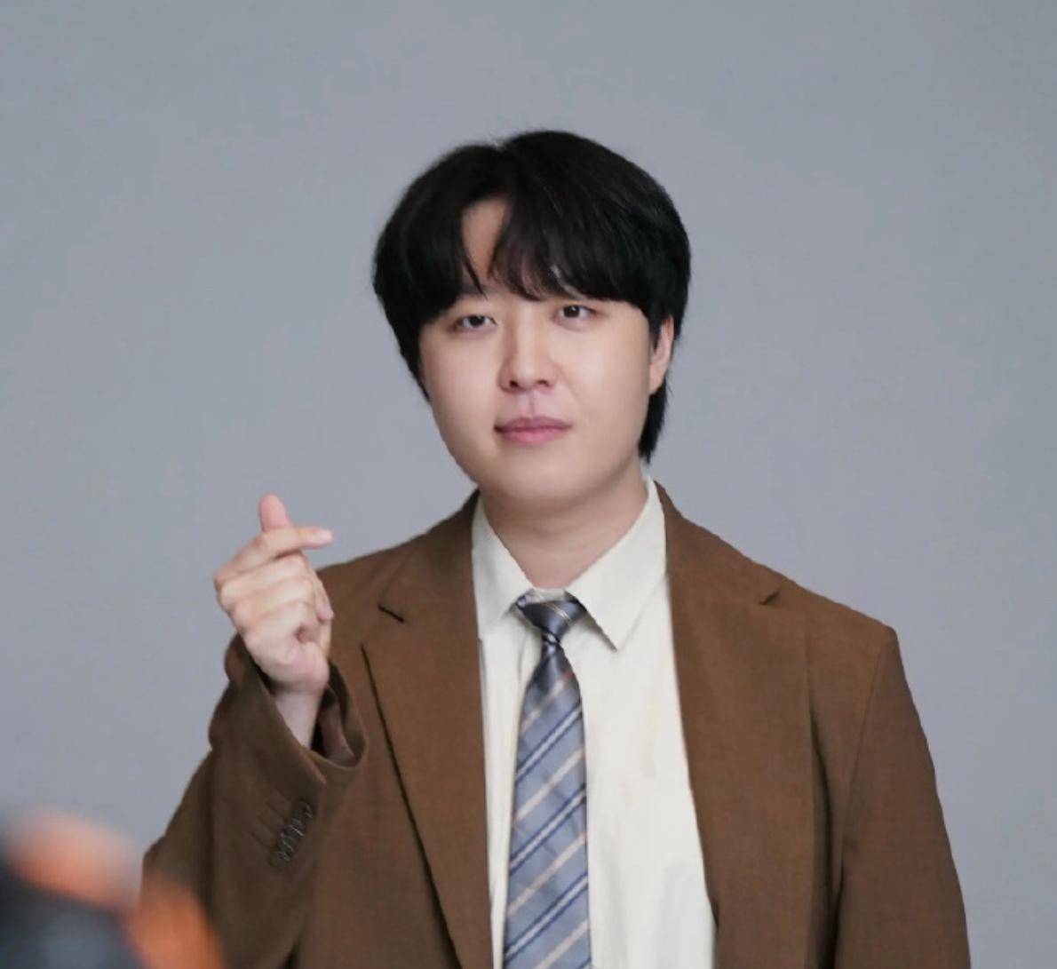 我还想留在LPL打职业!Kanavi公开发言遭群嘲:LPL谁还敢要你?