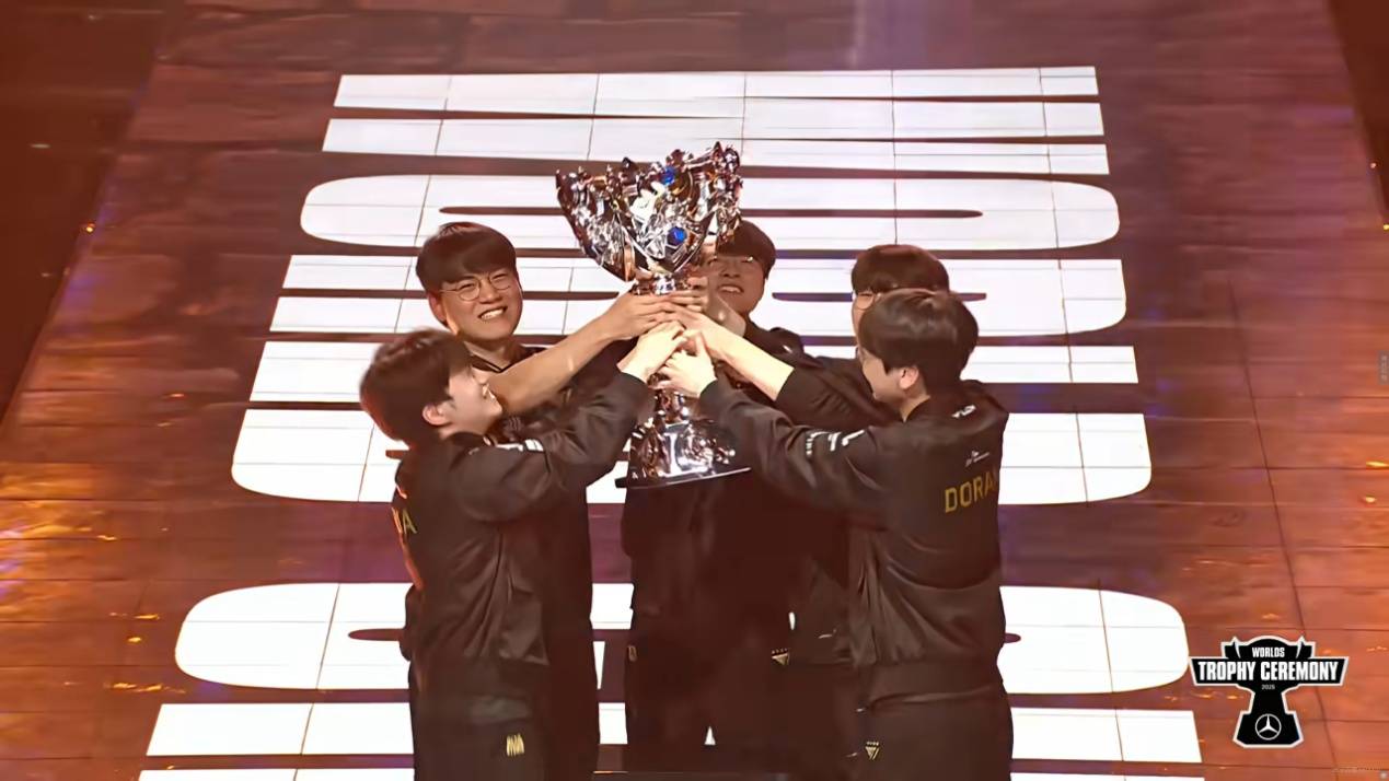 LOL六冠王传奇誕(dàn)生！Faker加里奥登场，T1决勝(shèng)局爆發(fā)，创造新(xīn)神话