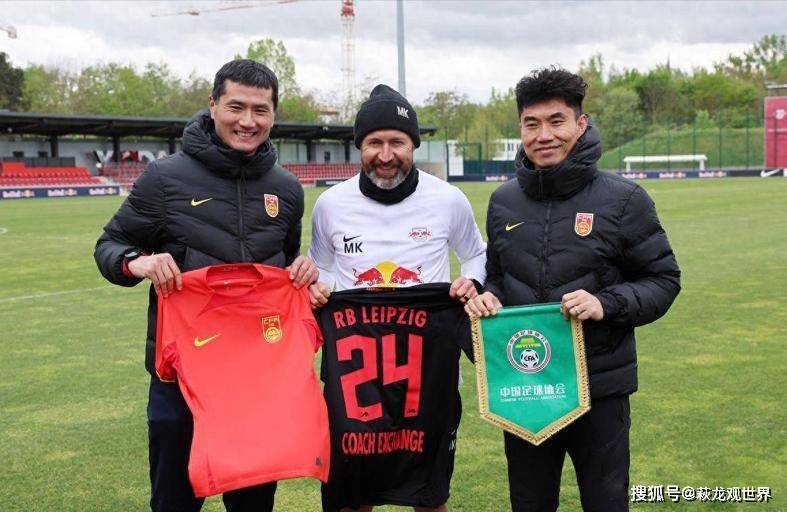 邵佳一有毛雷尔，郑智有黄博文！乔迪打造中超新银河战舰，三镇签新帅仅1年