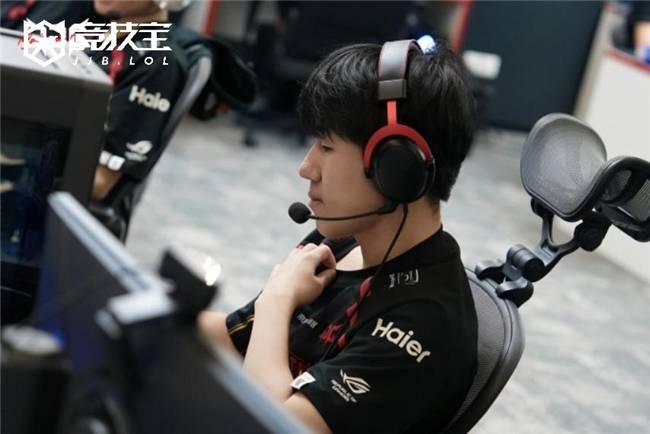 LOL德玛西亚杯战况解析：EDG稳步晋级